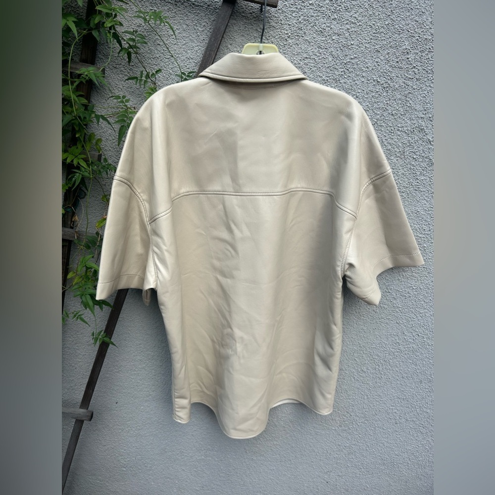 Aritzia Babaton Frances Button-Up in Sand White - Picture 9 of 12
